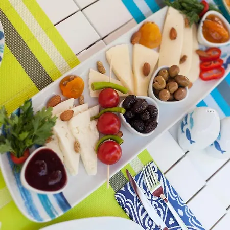 Cynara Alacati Bed & Breakfast