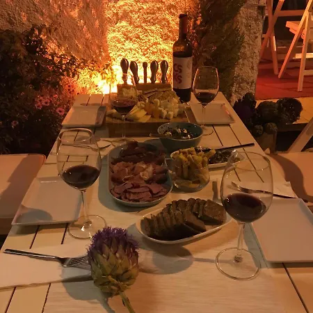 Cynara Alacati Bed & Breakfast