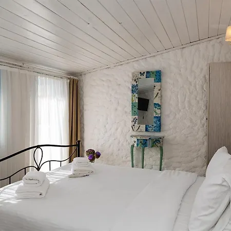 Bed & Breakfast Cynara Alacati 2*